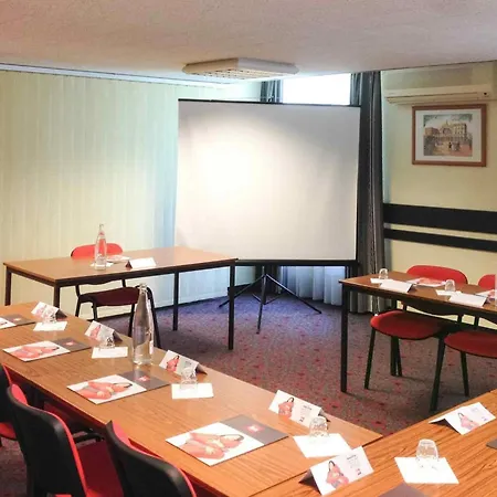 Ibis Beaulieu 3* 푸아티에