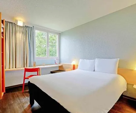 Ibis Beaulieu מלון